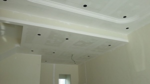 Dining Area Plaster Ceiling and Lighting